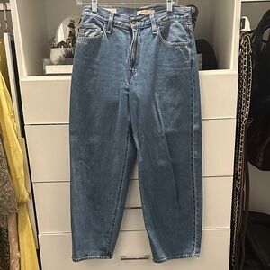 Levi’s Baggy Dad Jeans